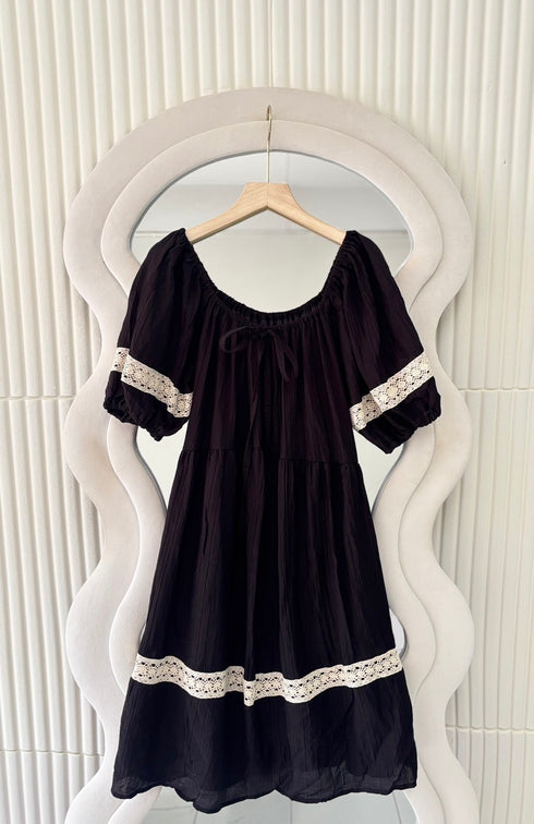 Women Puff Sleeves Mini Dress With Lace Trim